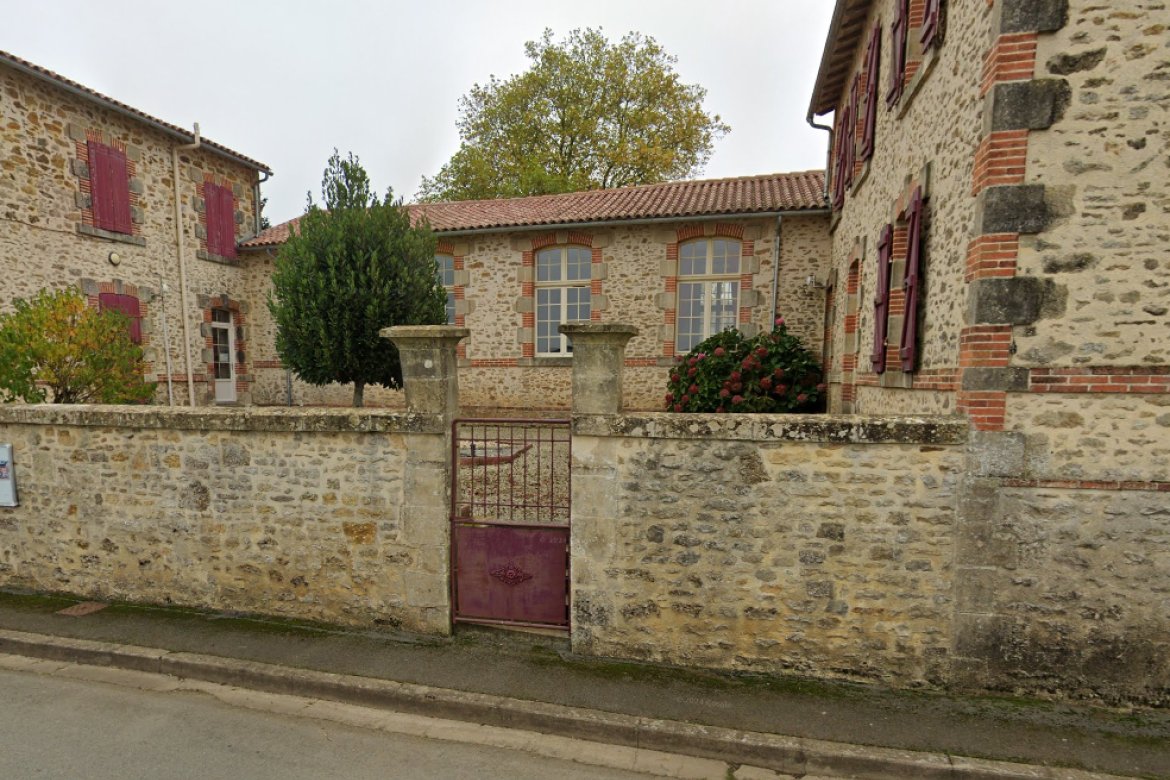 La salle municipale de Cezais