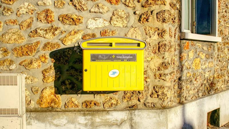 Boite aux lettres de la poste