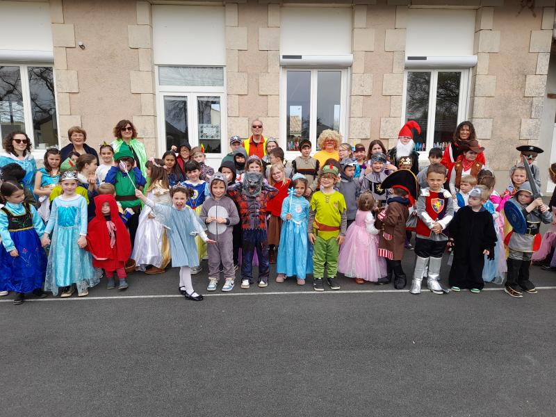Carnaval des enfants avec les résidents de La Largère